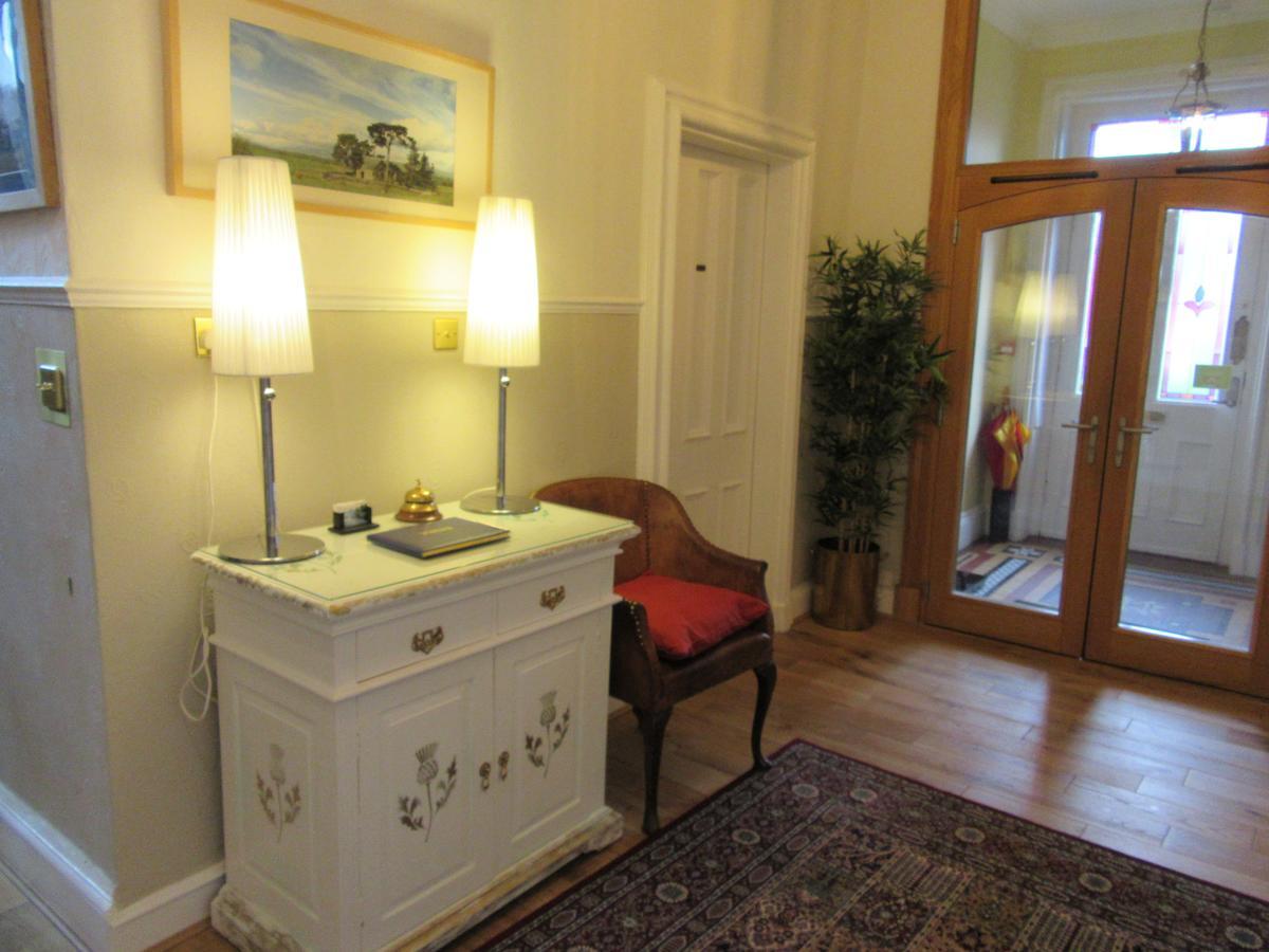 Middleton House Bed And Breakfast Auchterarder Bagian luar foto